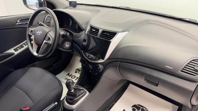 Hyundai Solaris I с пробегом 2014 года, цена 815 000 рублей, 92197 км, седан, Автокод Объявления