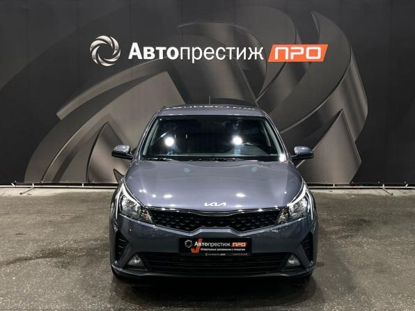 Kia Rio IV Рестайлинг с пробегом 2021 года, цена 1 590 000 рублей, 49185 км, седан, Автокод Объявления