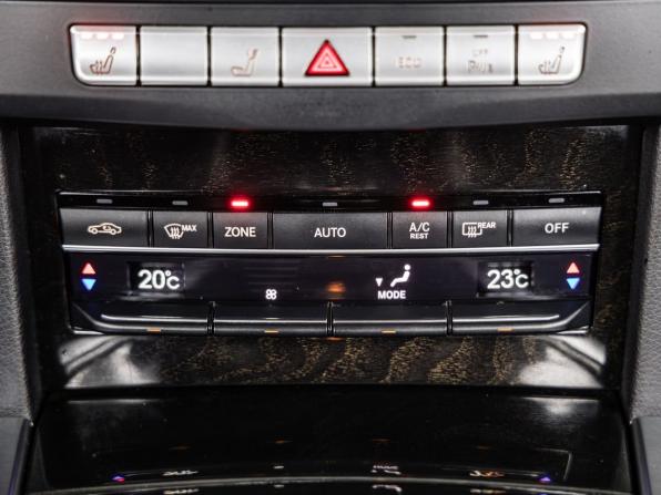 Mercedes-Benz E-Класс IV (W212 S212 C207) Рестайлинг с пробегом 2013 года, цена 1 920 000 рублей, 147000 км, седан, Автокод Объявления
