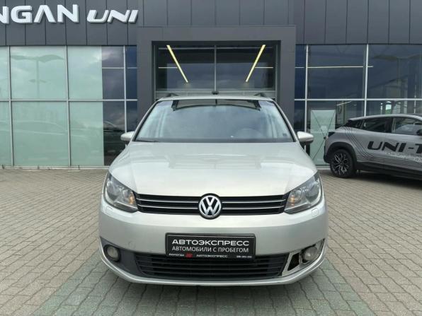 Volkswagen Touran I Рестайлинг 2 с пробегом 2012 года, цена 830 000 рублей, 162000 км, компактвэн, Автокод Объявления