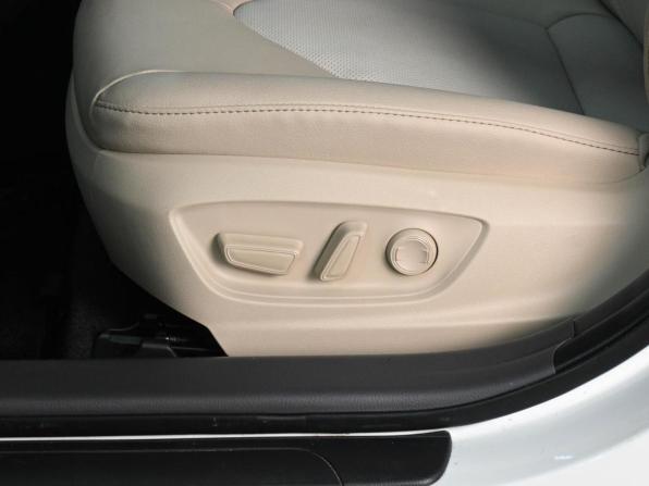Toyota Camry VIII (XV70) Рестайлинг с пробегом 2022 года, цена 3 225 000 рублей, 23707 км, седан, Автокод Объявления