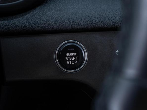 Kia Sportage IV Рестайлинг с пробегом 2020 года, цена 2 297 000 рублей, 73399 км, внедорожник, Автокод Объявления