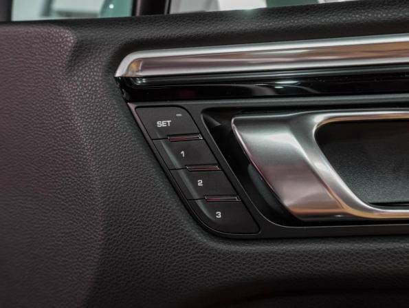 Porsche Macan I Рестайлинг с пробегом 2020 года, цена 5 299 000 рублей, 85218 км, внедорожник, Автокод Объявления