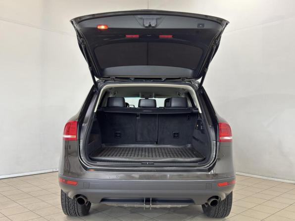 Volkswagen Touareg II Рестайлинг с пробегом 2015 года, цена 2 899 000 рублей, 131754 км, внедорожник, Автокод Объявления