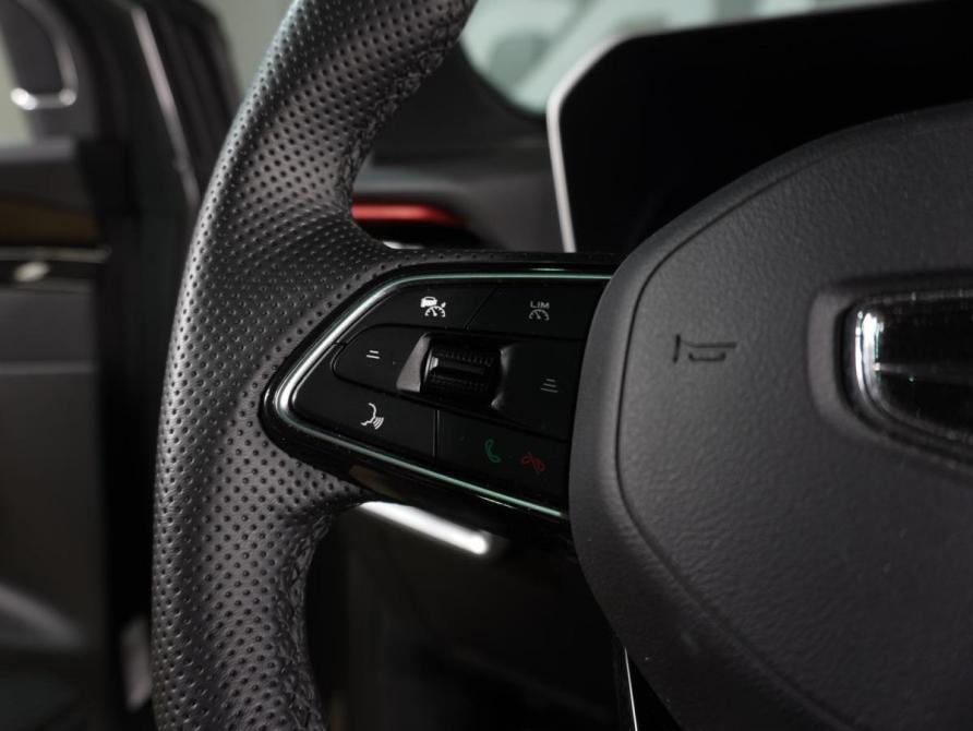 Geely Coolray I Рестайлинг Воронеж  - изображение 25