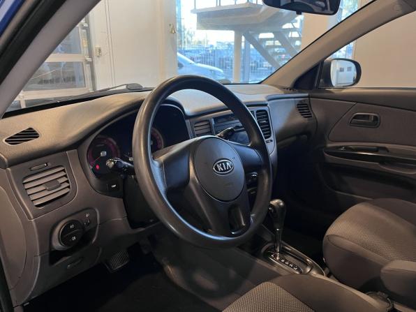 Kia Rio II Рестайлинг с пробегом 2011 года, цена 640 000 рублей, 147525 км, хэтчбек, Автокод Объявления
