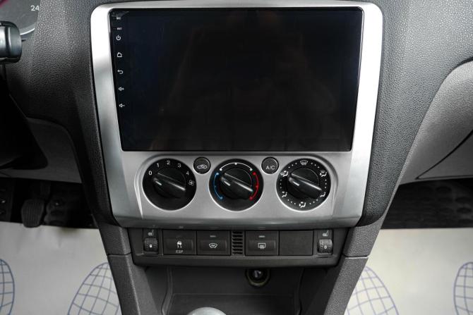 Ford Focus II с пробегом 2007 года, цена 359 000 рублей, 240000 км, хэтчбек, Автокод Объявления