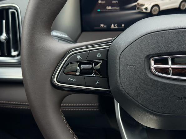 Geely Monjaro I Рестайлинг 2 (China Market) с пробегом 2026 года, цена 4 200 000 рублей, 25 км, внедорожник, Автокод Объявления
