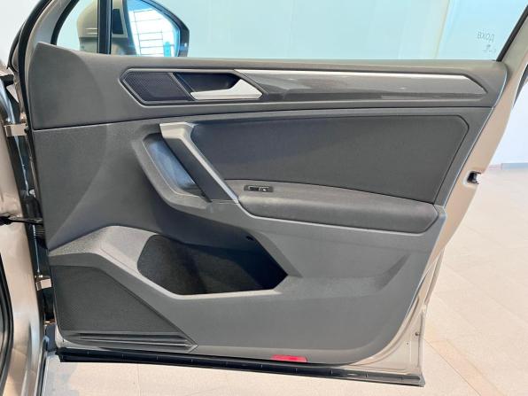 Volkswagen Tiguan II с пробегом 2018 года, цена 2 950 000 рублей, 74685 км, внедорожник, Автокод Объявления