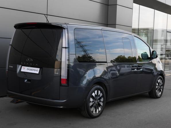 Hyundai Staria I с пробегом 2021 года, цена 4 998 000 рублей, 68893 км, минивэн, Автокод Объявления