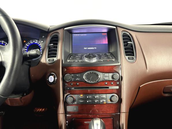 Infiniti QX50 I Рестайлинг с пробегом 2016 года, цена 2 590 000 рублей, 37424 км, внедорожник, Автокод Объявления