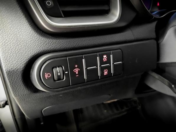 Kia Ceed III Рестайлинг с пробегом 2021 года, цена 2 300 000 рублей, 75157 км, универсал, Автокод Объявления