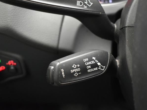 Audi Q5 I (8R) Рестайлинг с пробегом 2013 года, цена 1 790 000 рублей, 211045 км, внедорожник, Автокод Объявления