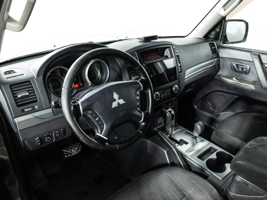 Mitsubishi Pajero IV Рестайлинг 1 Санкт-Петербург  - изображение 11