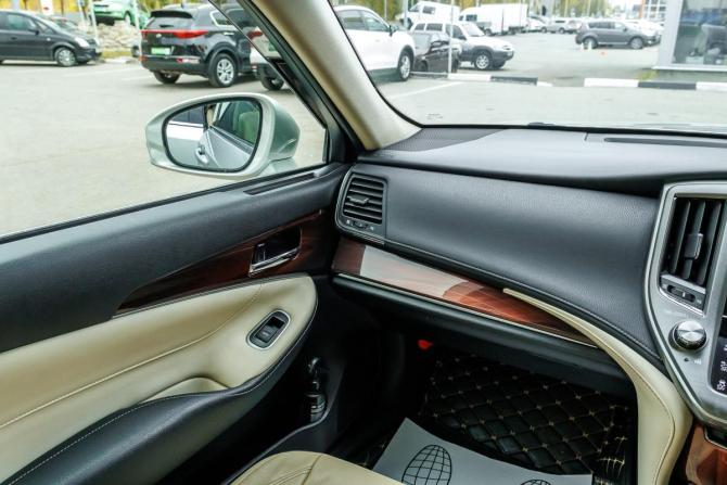 Toyota Crown XIV (S210) с пробегом 2014 года, цена 1 775 000 рублей, 285369 км, седан, Автокод Объявления