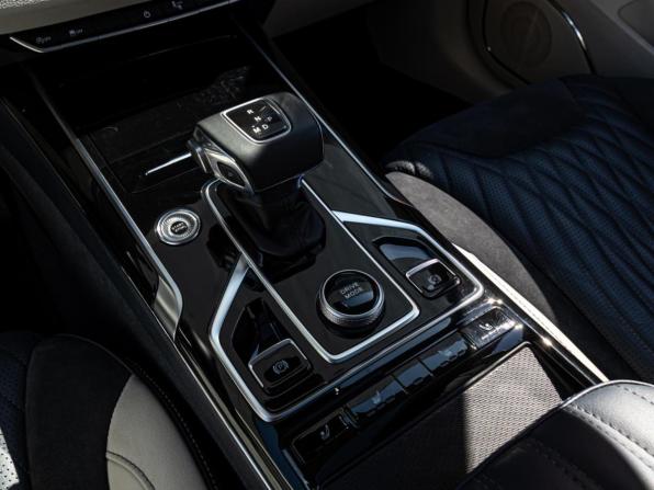 Hongqi HS5 I с пробегом 2024 года, цена 2 520 000 рублей, 56144 км, внедорожник, Автокод Объявления