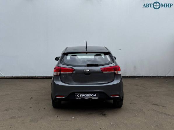 Kia Rio III Рестайлинг с пробегом 2016 года, цена 1 040 000 рублей, 122214 км, хэтчбек, Автокод Объявления