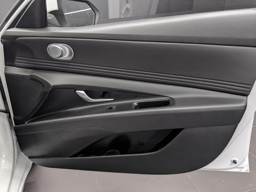Hyundai Elantra VII (CN7) Москва  - изображение 23