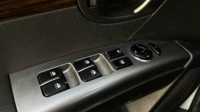 Hyundai Santa Fe II Рестайлинг с пробегом 2011 года, цена 1 345 000 рублей, 244179 км, внедорожник, Автокод Объявления