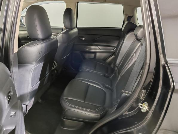 Mitsubishi Outlander III Рестайлинг 3 с пробегом 2020 года, цена 1 999 000 рублей, 188451 км, внедорожник, Автокод Объявления