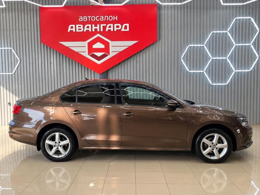 Volkswagen Jetta VI Рестайлинг Альметьевск  - изображение 4