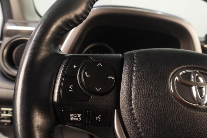 Toyota RAV4 IV (XA40) Рестайлинг с пробегом 2018 года, цена 3 929 000 рублей, 51500 км, внедорожник, Автокод Объявления