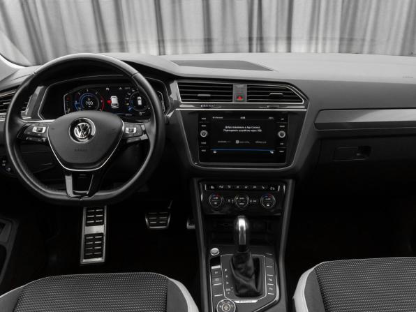 Volkswagen Tiguan II с пробегом 2020 года, цена 2 990 000 рублей, 83936 км, внедорожник, Автокод Объявления