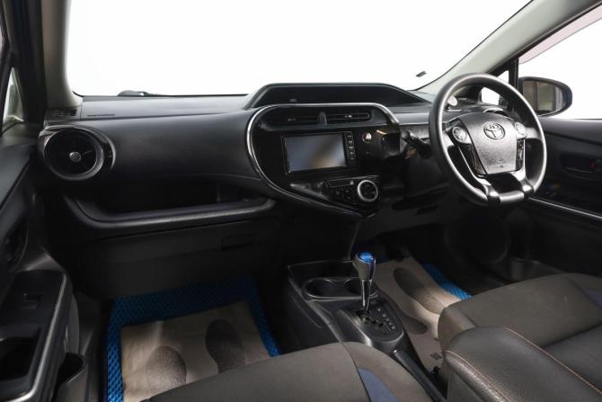 Toyota Aqua I Рестайлинг 2 с пробегом 2018 года, цена 1 459 000 рублей, 74500 км, хэтчбек, Автокод Объявления