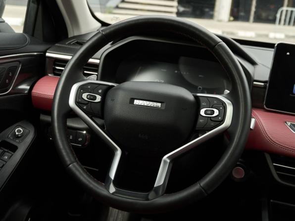 Haval Jolion I Рестайлинг с пробегом 2024 года, цена 2 213 000 рублей, 49720 км, внедорожник, Автокод Объявления