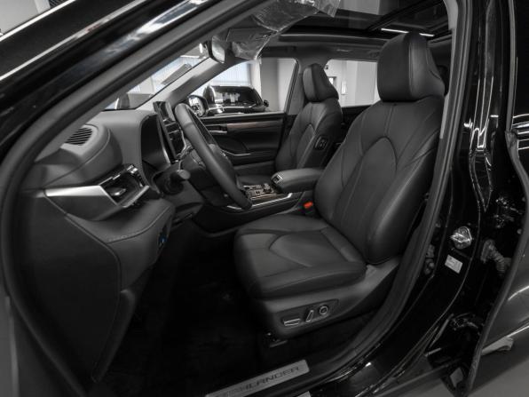 Toyota Highlander IV (XU70) с пробегом 2026 года, цена 5 450 000 рублей, 22 км, внедорожник, Автокод Объявления