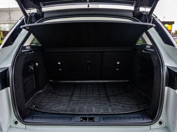 Land Rover Range Rover Evoque I Рестайлинг с пробегом 2015 года, цена 2 398 000 рублей, 177081 км, внедорожник, Автокод Объявления