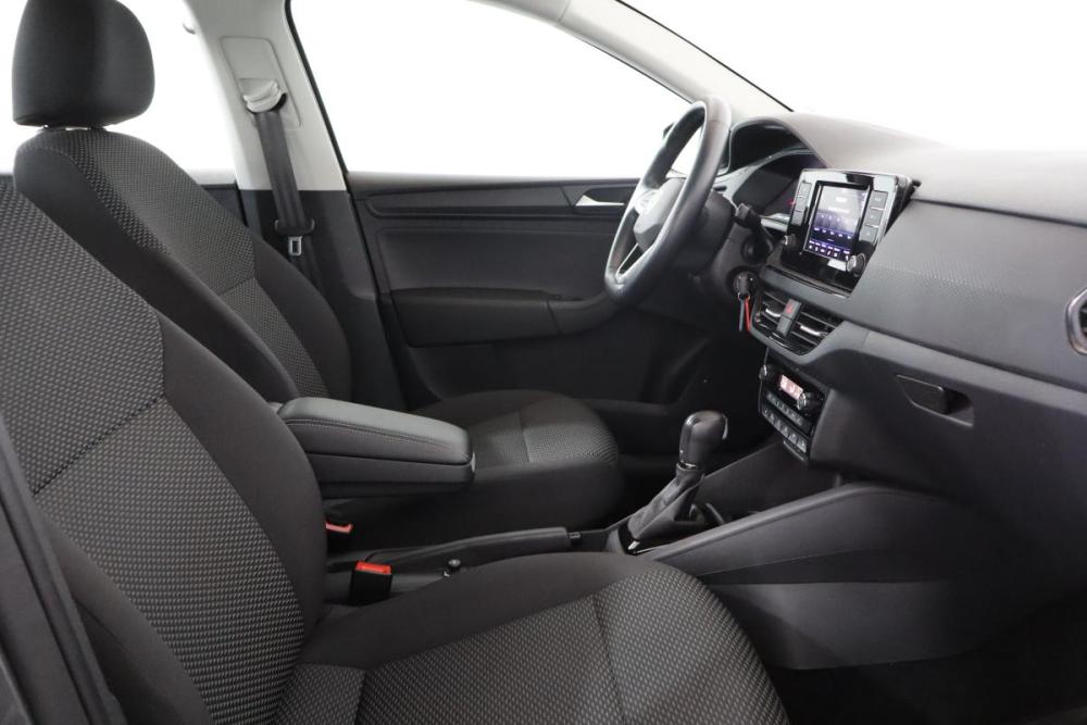 Volkswagen Polo VI Санкт-Петербург  - изображение 11