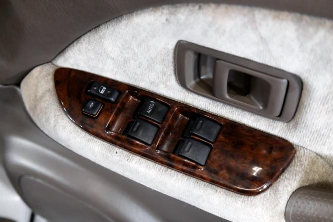Toyota Land Cruiser Prado 90 Series Рестайлинг с пробегом 2001 года, цена 1 470 000 рублей, 393221 км, внедорожник, Автокод Объявления