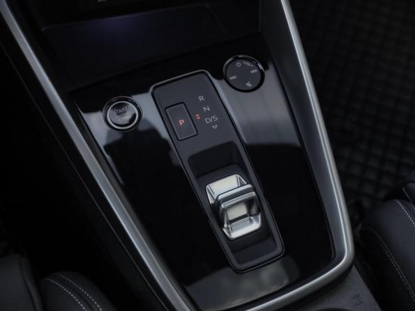 Audi A3 IV (8Y) с пробегом 2021 года, цена 3 099 000 рублей, 27915 км, седан, Автокод Объявления