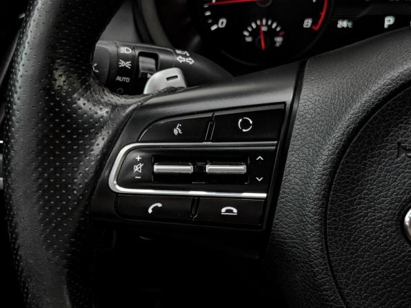 Kia Stinger I с пробегом 2018 года, цена 2 500 000 рублей, 140159 км, лифтбек, Автокод Объявления