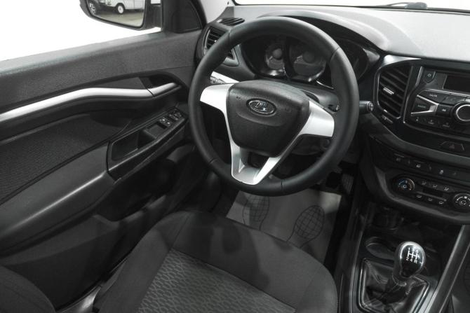 Lada (ВАЗ) Vesta I с пробегом 2017 года, цена 799 000 рублей, 106000 км, седан, Автокод Объявления