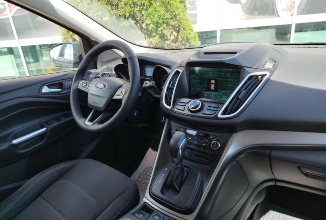 Ford Kuga II Рестайлинг с пробегом 2018 года, цена 1 580 000 рублей, 190743 км, внедорожник, Автокод Объявления