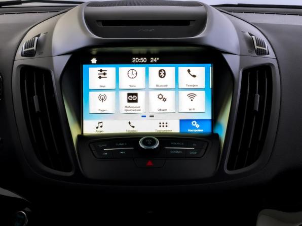 Ford Kuga II Рестайлинг с пробегом 2018 года, цена 1 670 000 рублей, 142000 км, внедорожник, Автокод Объявления
