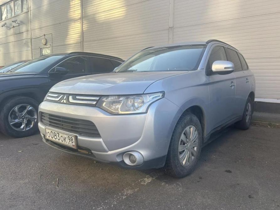 Mitsubishi Outlander III Санкт-Петербург  - изображение 1