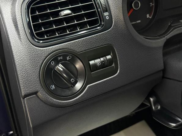 Volkswagen Polo V с пробегом 2011 года, цена 740 000 рублей, 157964 км, седан, Автокод Объявления
