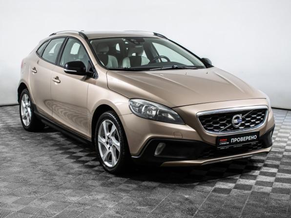 Volvo V40 II с пробегом 2013 года, цена 1 109 158 рублей, 239415 км, хэтчбек, Автокод Объявления