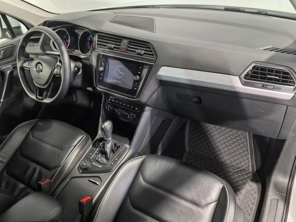 Volkswagen Tiguan II с пробегом 2017 года, цена 2 199 000 рублей, 119935 км, внедорожник, Автокод Объявления