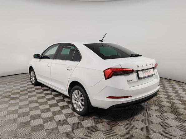 Skoda Rapid II с пробегом 2022 года, цена 1 750 000 рублей, 114055 км, лифтбек, Автокод Объявления