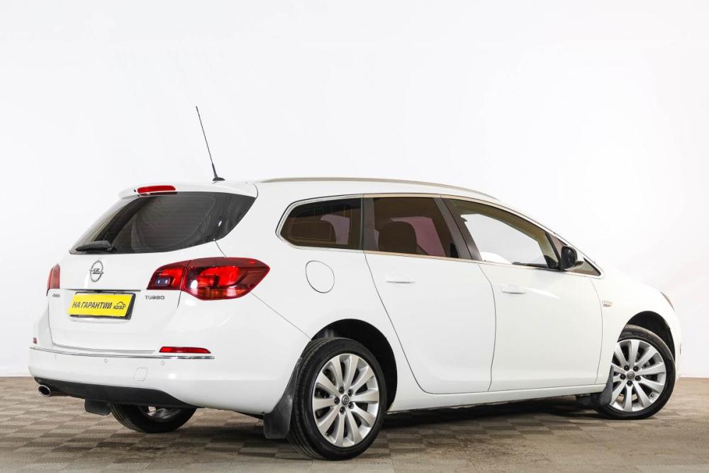 Opel Astra J Рестайлинг Тюмень  - изображение 7