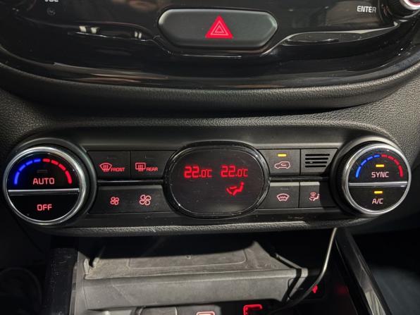 Kia Soul III с пробегом 2021 года, цена 1 817 000 рублей, 49869 км, хэтчбек, Автокод Объявления