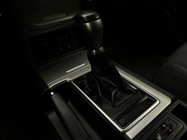 Toyota Land Cruiser Prado 150 Series Рестайлинг 2 с пробегом 2019 года, цена 3 999 000 рублей, 259751 км, внедорожник, Автокод Объявления