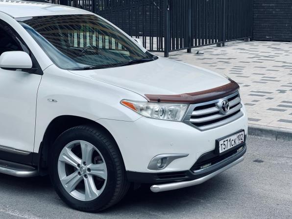 Toyota Highlander II (XU40) Рестайлинг с пробегом 2011 года, цена 1 890 000 рублей, 282110 км, внедорожник, Автокод Объявления