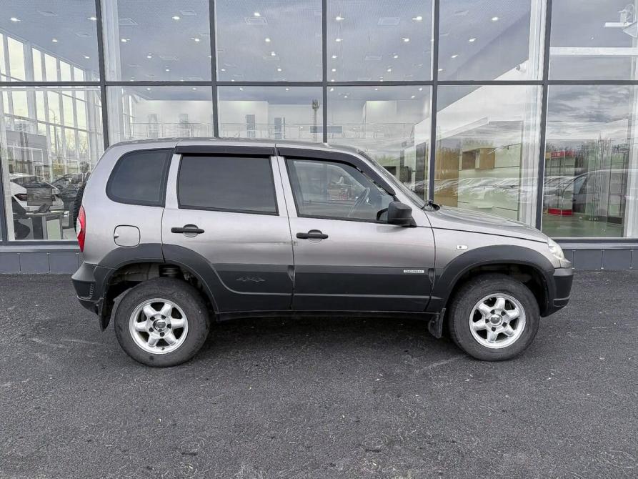 Chevrolet Niva I Рестайлинг Курган  - изображение 8
