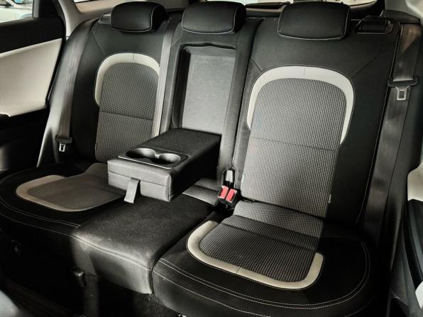 Kia Ceed II Рестайлинг с пробегом 2016 года, цена 1 100 000 рублей, 169000 км, универсал, Автокод Объявления