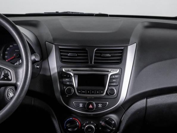 Hyundai Solaris I Рестайлинг с пробегом 2016 года, цена 949 000 рублей, 86053 км, хэтчбек, Автокод Объявления